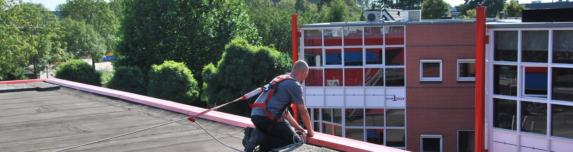 Dakveiligheid Producten voor daktoetreding en veilig werken